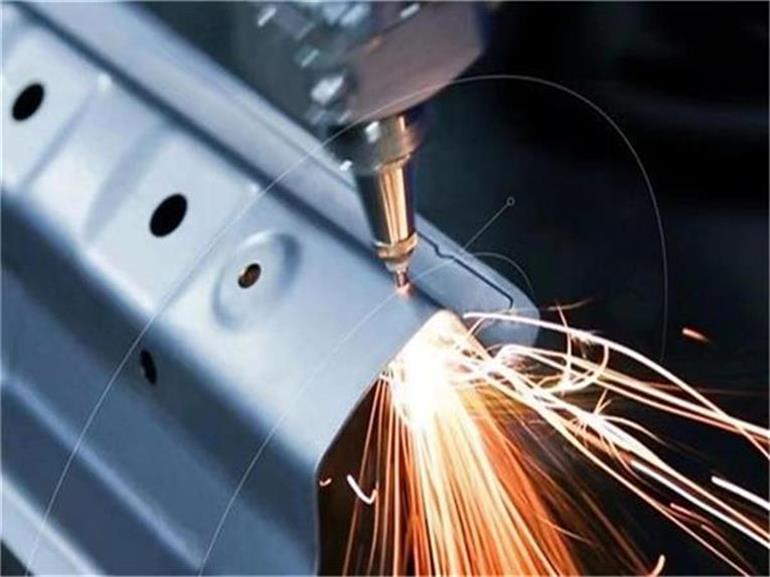 Tips for operating laser cutting machine
