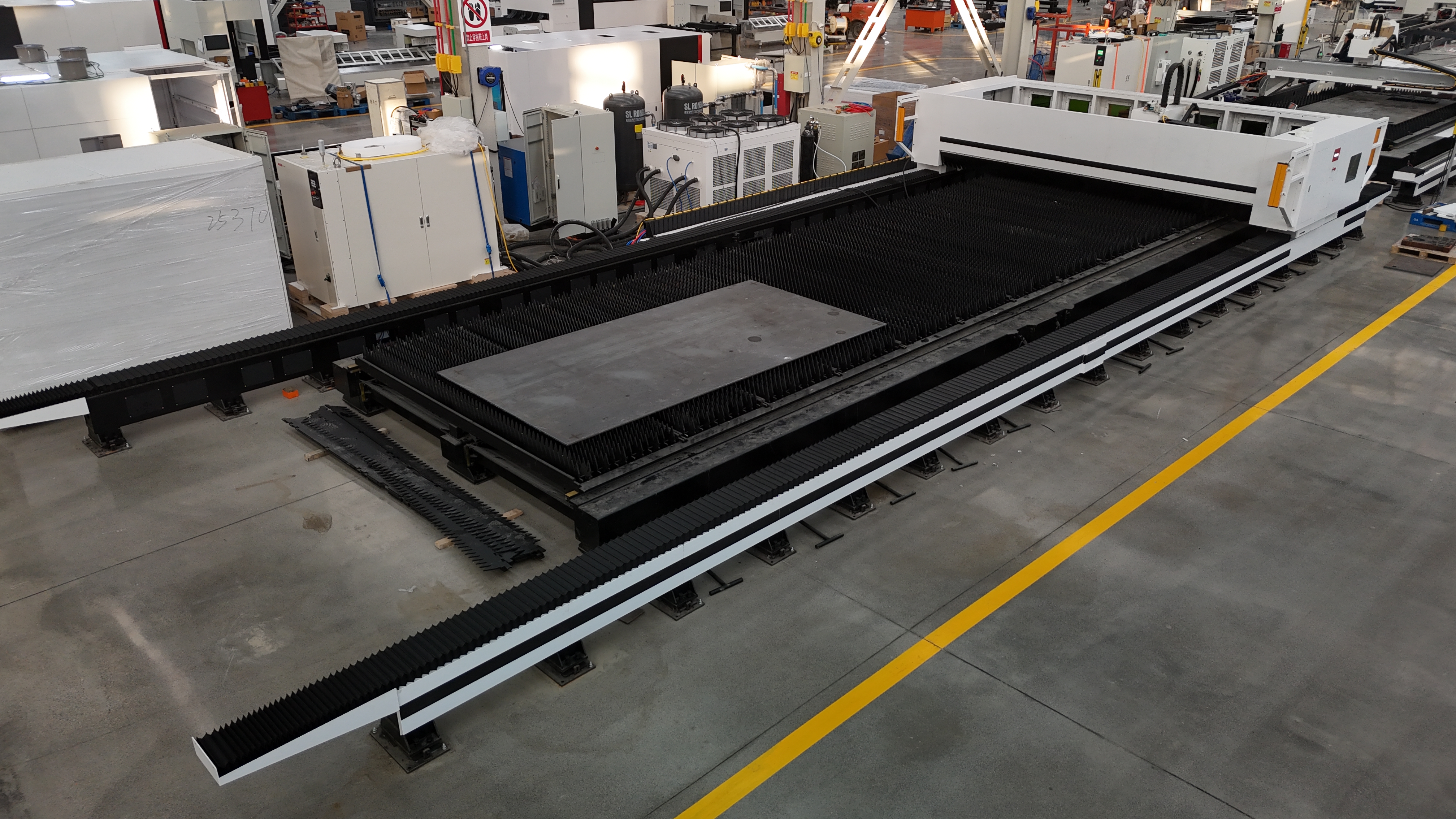 LP-12030SK Large Format Gantry Type Plate Laser Cutting Machine