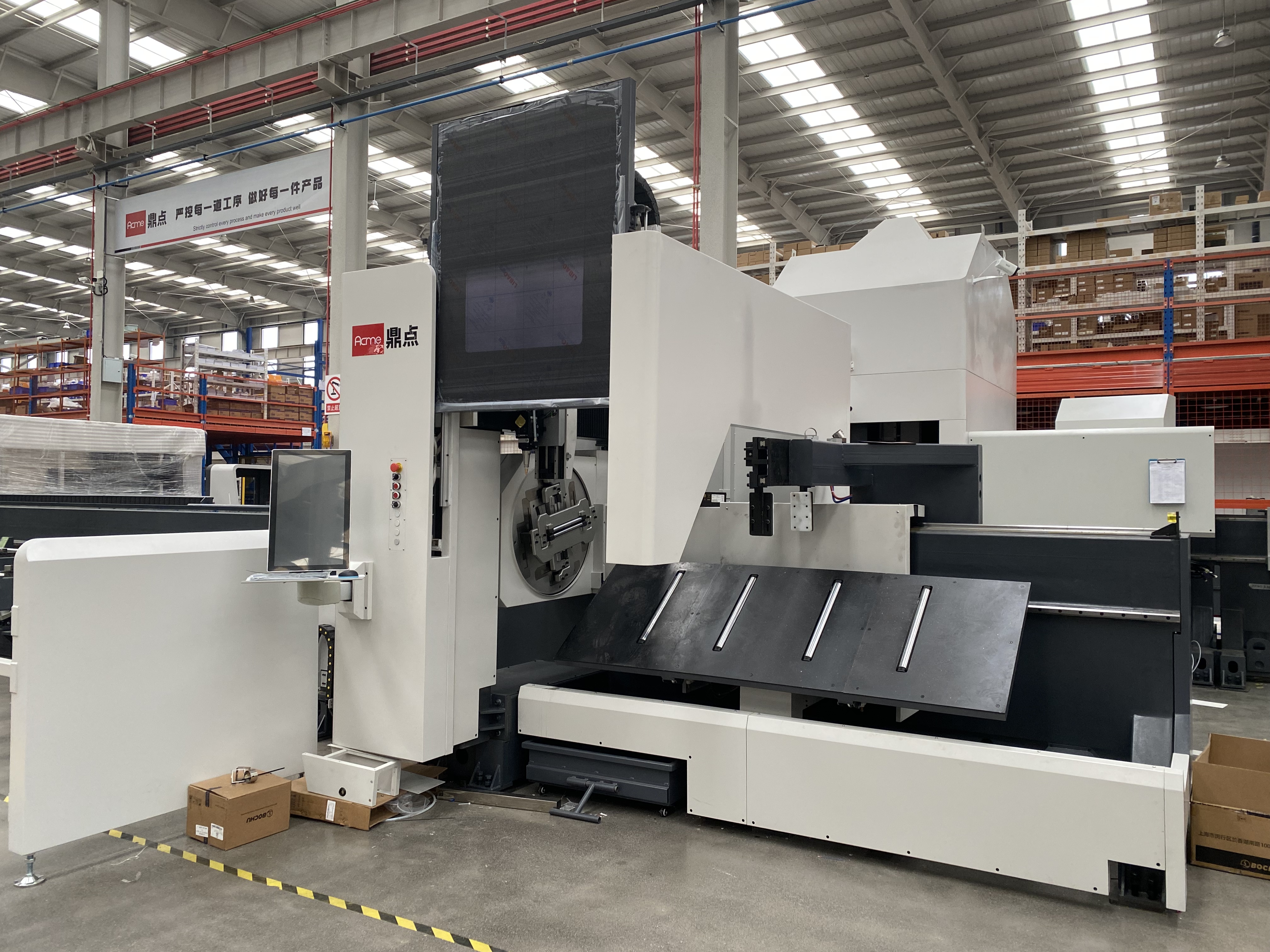 ACME TF Series Side-mounted Tube Laser Cutting Machine