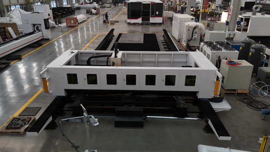 LP-12030S Large Format Gantry Type Plate Laser Cutting Machine