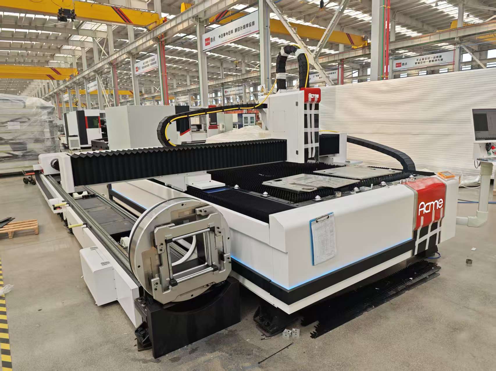  Acme LP-3015ST Compact Sheet and Tube Integrated Laser Cutting Machine
